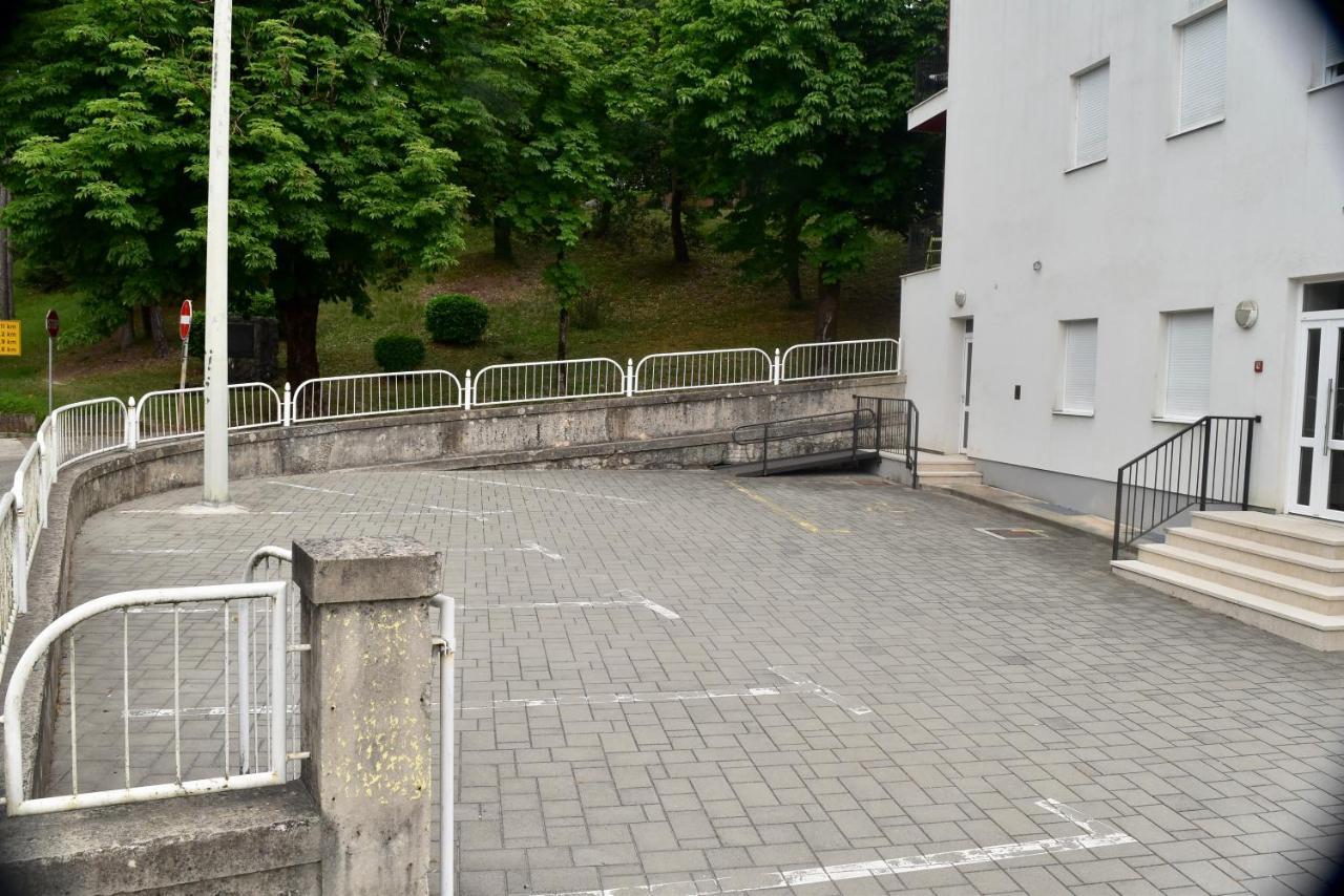 Studio Apartment Stazion With Free Parking Pazin Exterior photo